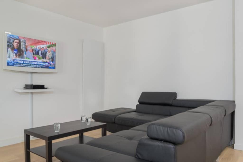 Lovely Apartment Close To A Big Shopping Mall Serris Exterior photo